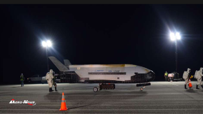 La Navette Top Secret X-37B Est De Retour Sur Terre Après Un Séjour ...